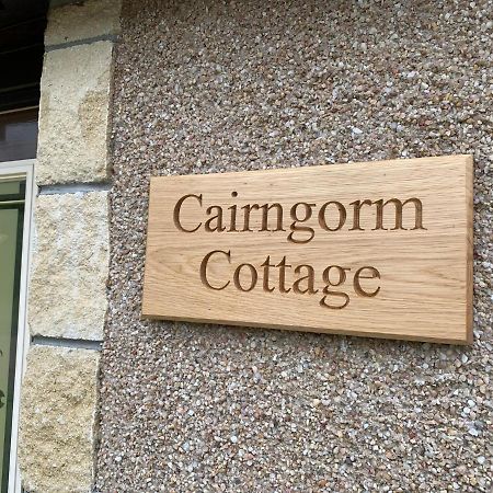 Cairngorm Cottage 阿维莫尔 外观 照片